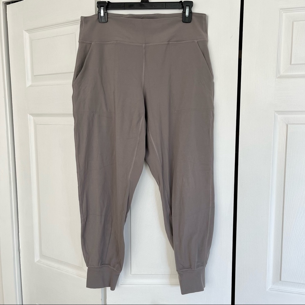 Lululemon Align Joggers - Size 12